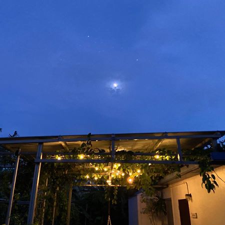 Hacobune Tinyhouse อนนะ ภายนอก รูปภาพ