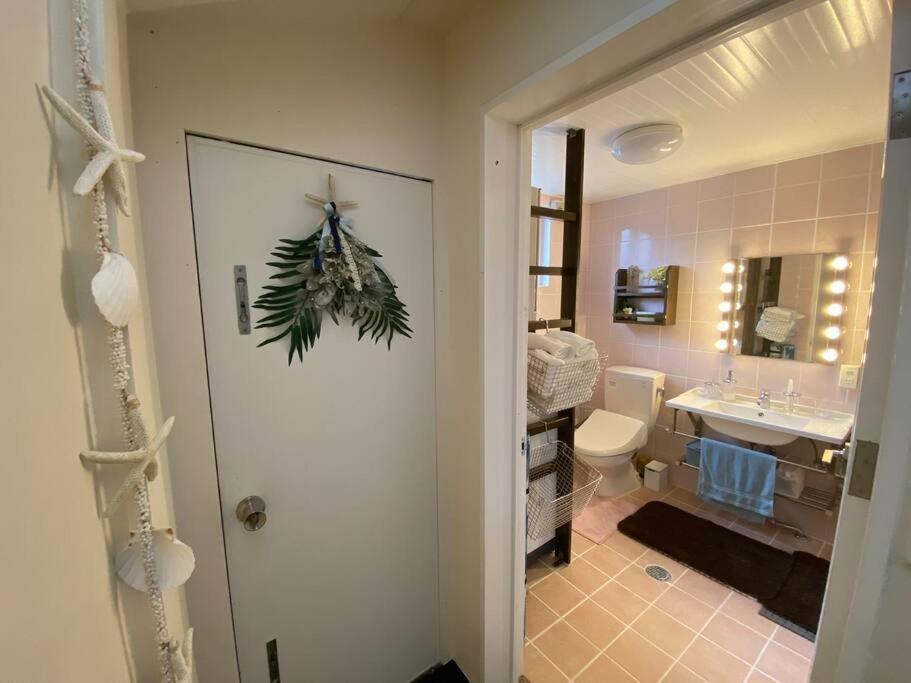 Hacobune Tinyhouse อนนะ ภายนอก รูปภาพ
