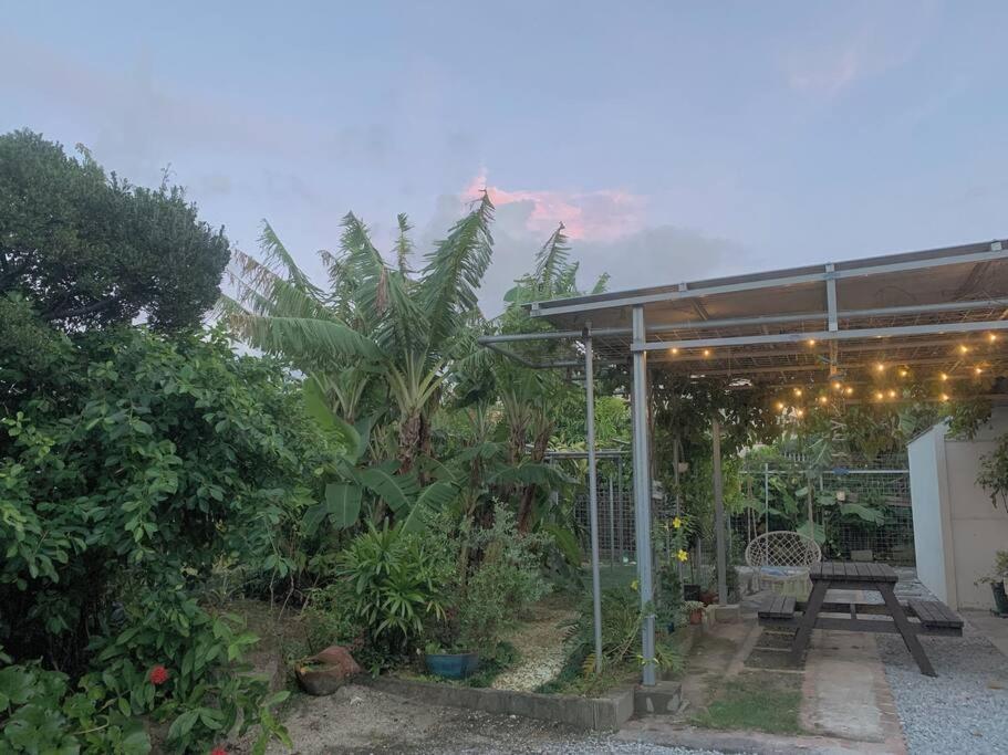 Hacobune Tinyhouse อนนะ ภายนอก รูปภาพ
